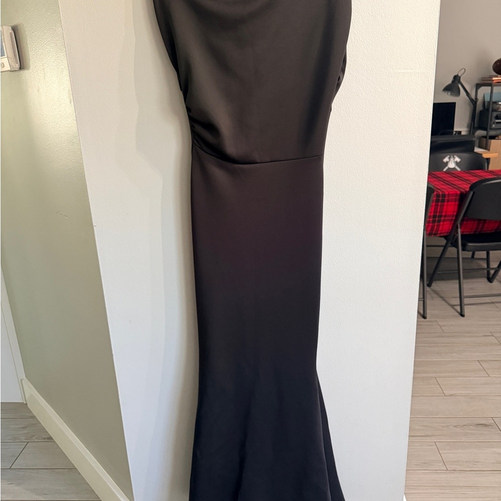 Elegant Black Evening Gown